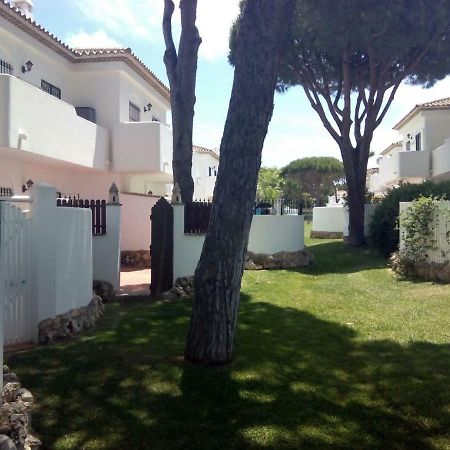 Апартаменты Playa De La Barrosa Чиклана-де-ла-Фронтера Экстерьер фото